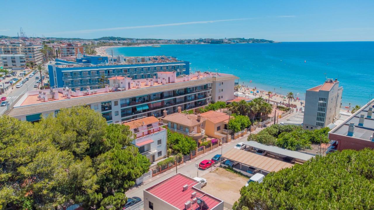 Apartamentos Turisticos Augustus Cambrils Ngoại thất bức ảnh