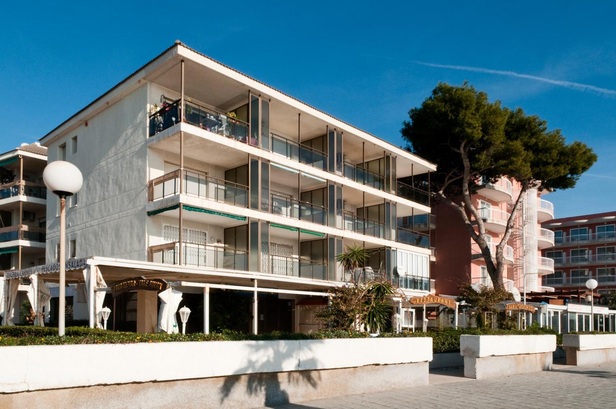 Apartamentos Turisticos Augustus Cambrils Ngoại thất bức ảnh