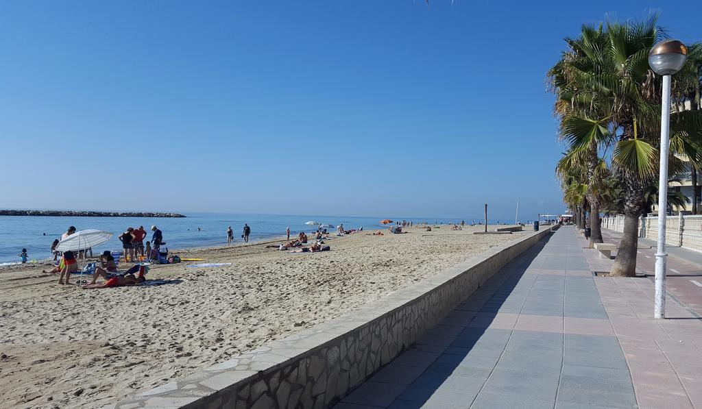 Apartamentos Turisticos Augustus Cambrils Ngoại thất bức ảnh