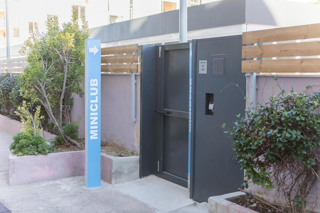 Apartamentos Turisticos Augustus Cambrils Ngoại thất bức ảnh