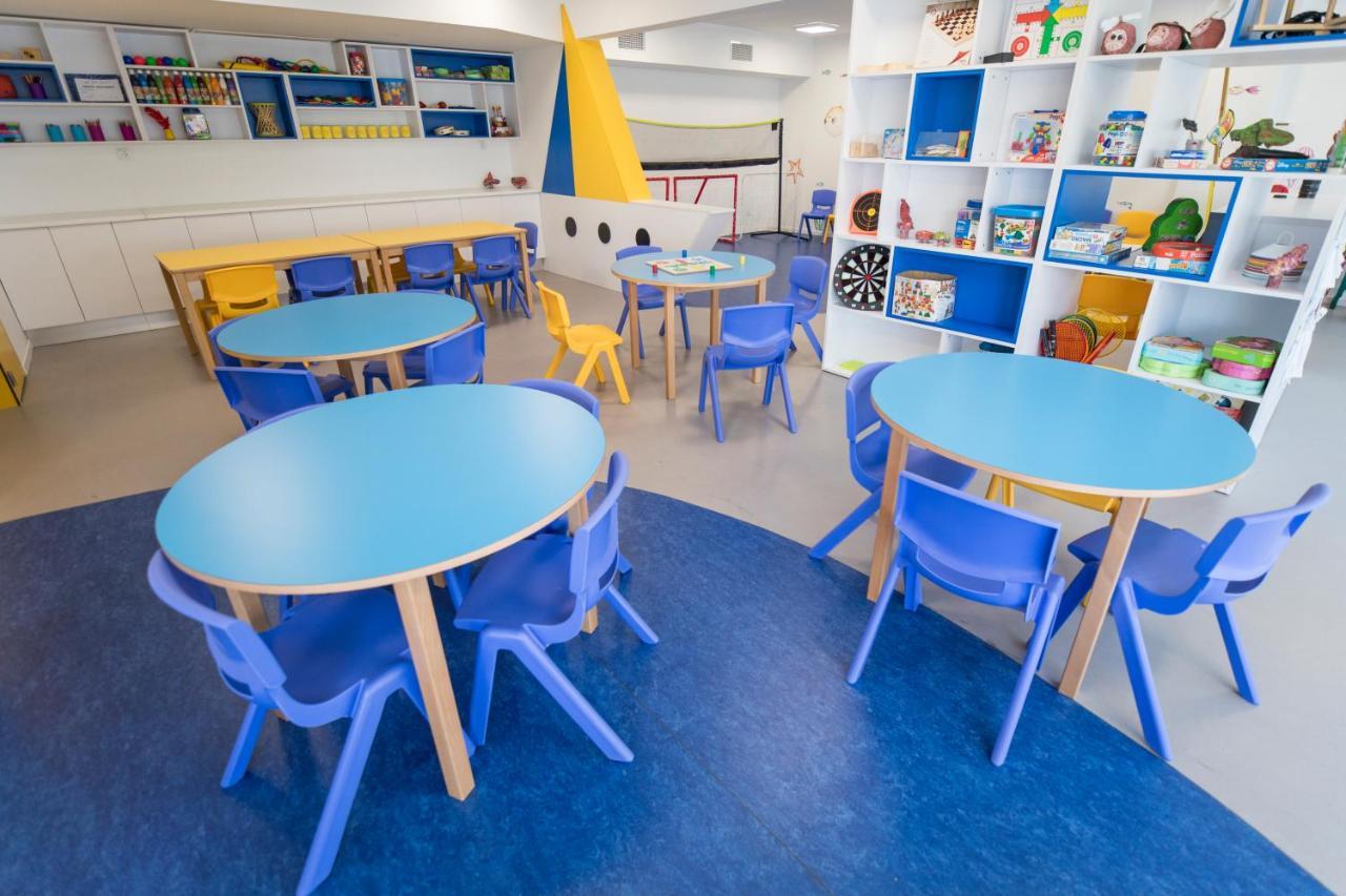 Apartamentos Turisticos Augustus Cambrils Ngoại thất bức ảnh